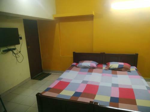 Hotel Tourist Home