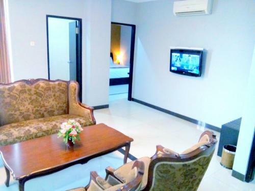 Riez Palace Hotel
