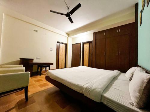 Sharvilla Apartments