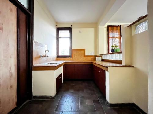 Sharvilla Apartments