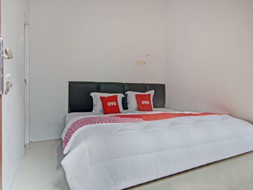 Hotel Oyo 90353 Dewi Guesthouse