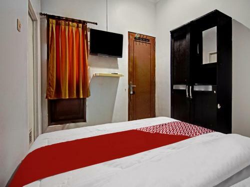 Hotel Oyo 90353 Dewi Guesthouse