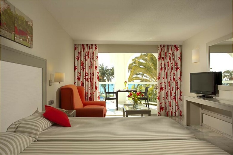 Aparthotel Ona Marinas De Nerja Spa Resort