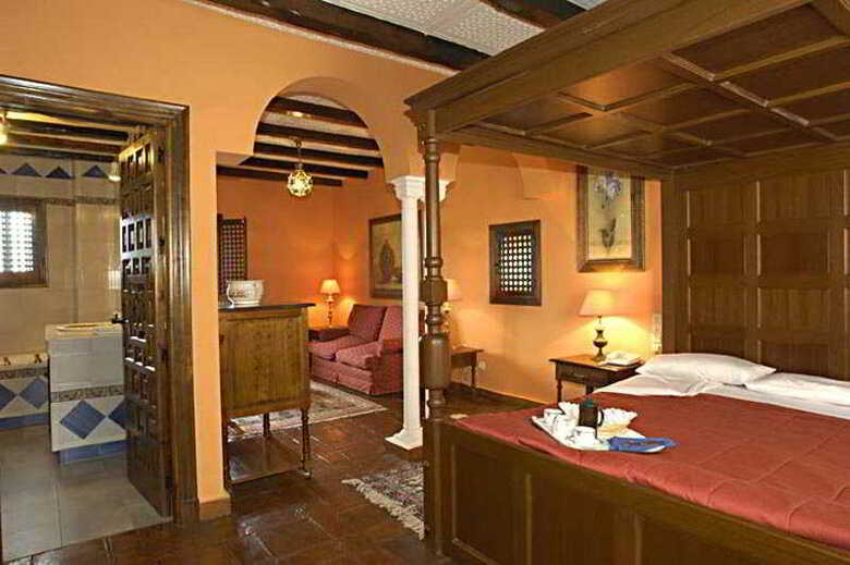Hotel Castillo De Monda
