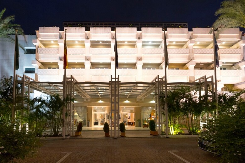 Hotel Alanda