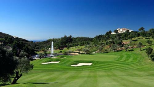Hotel Puente Romano Beach Resort & Spa