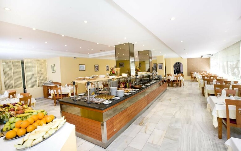 Hotel Monarque Rodeo