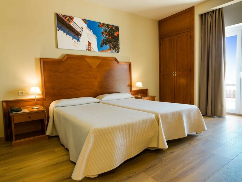 Hotel Monarque Rodeo