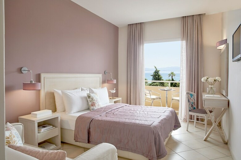 Hotel Delfinia