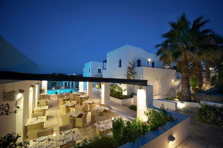 Hotel Chroma