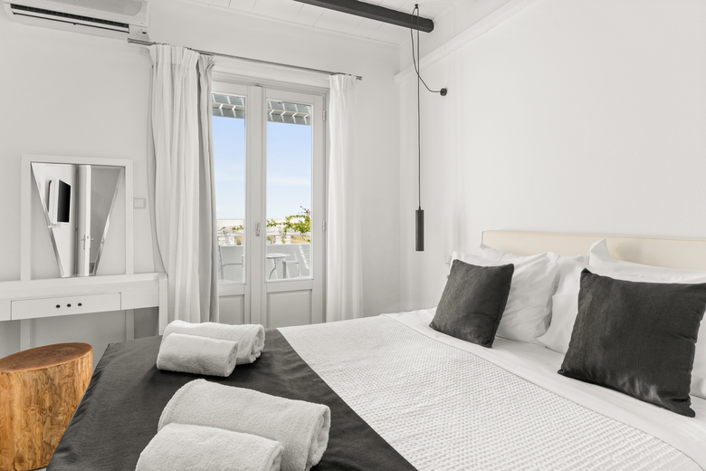 Hotel Chroma