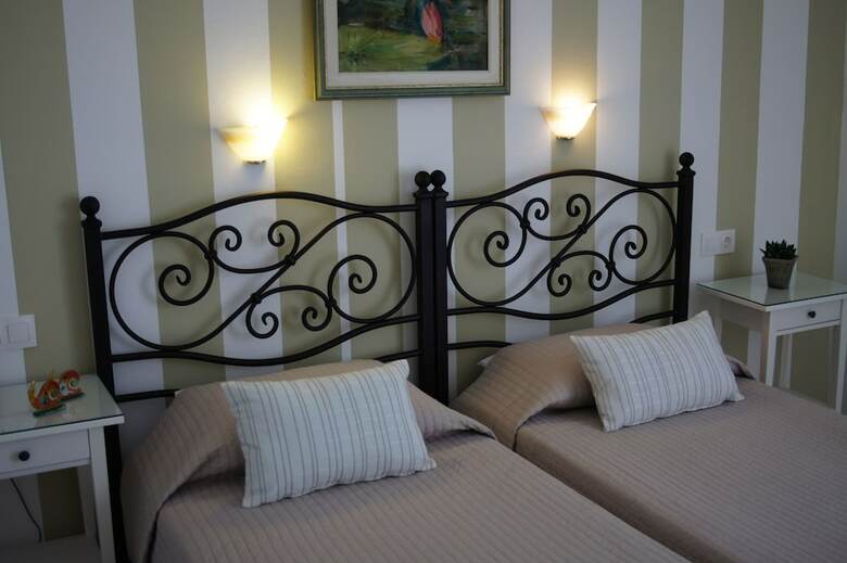 Hotel Cyclades