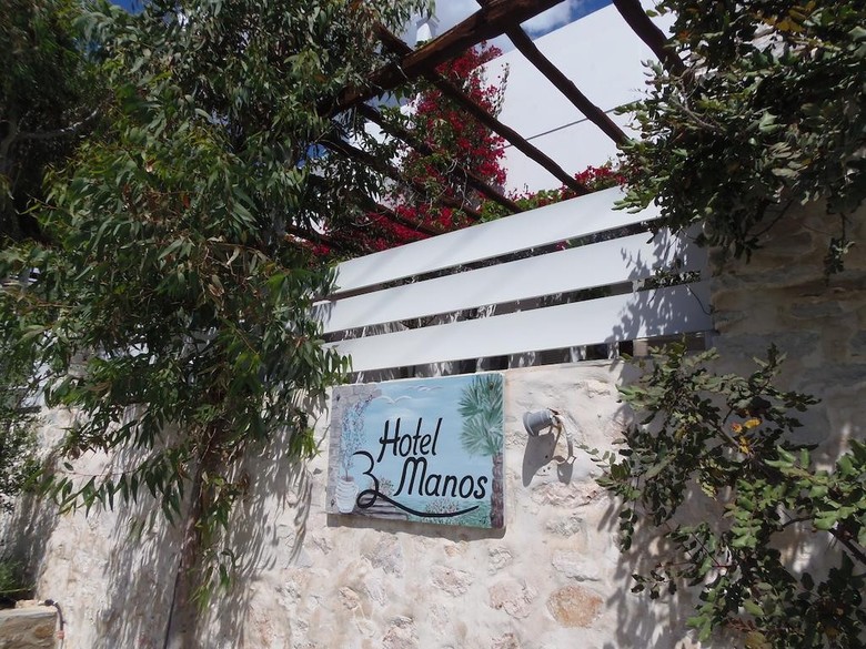Hotel Manos