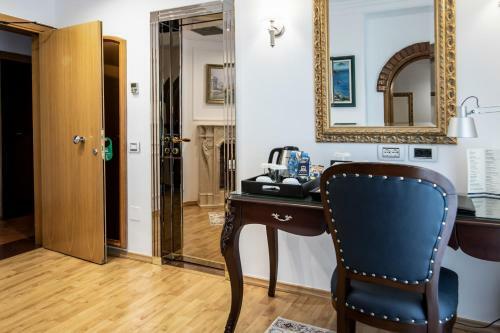 Xheko Imperial Hotel