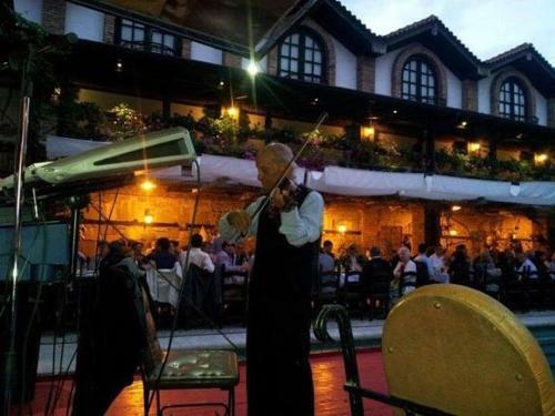 Hotel Restaurant Bujtina E Gjelit