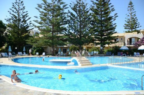 Aparthotel Saint Nikolas Resort