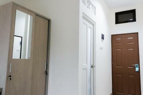 Hotel Mutiara Batu Ceper By Twospaces (syariah)