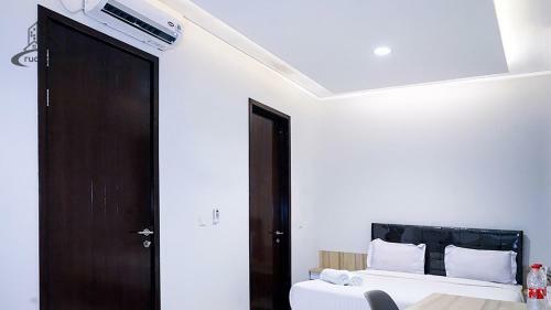Hostal Regentown Near Ice Bsd