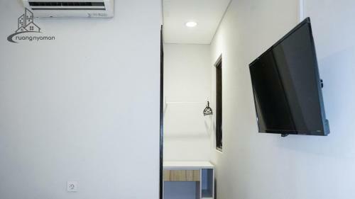 Hostal Regentown Near Ice Bsd