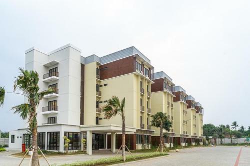 Hostal Reddoorz Plus @ Ecohome Citra Raya Tangerang