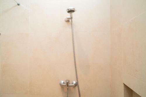 Hostal Three J Residence