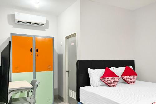 Hotel Oyo 90708 Kbr Home