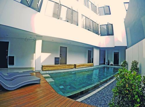 Hotel Hm Social Karawaci