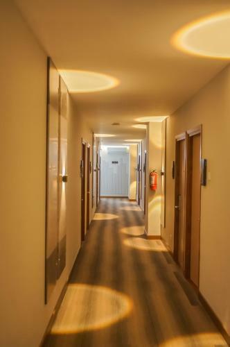 Front One King Hotel Tuban