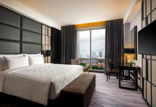 Hotel Royal Tulip Darmo Surabaya