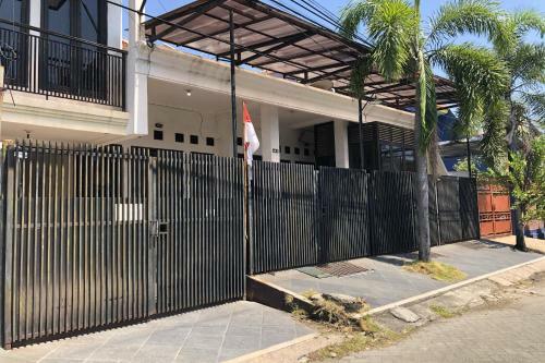 Hotel Oyo 3966 Jemur Residence Syariah