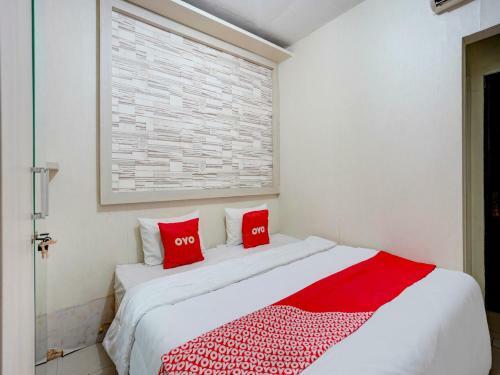 Hotel Oyo 90606 Glass House Citraland
