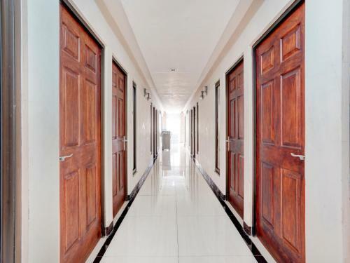 Hotel Oyo 90606 Glass House Citraland