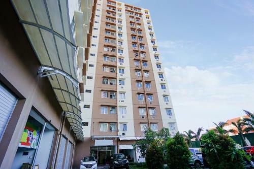 Hotel Vaccinated Staff - Oyo Flagship 910 Menara Rungkut Surabaya
