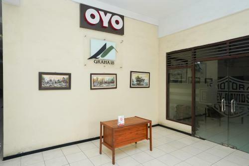 Hotel Oyo 2902 Graha 18