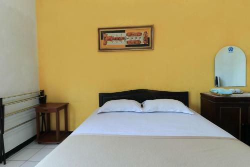 Hostal Wisma Bougenville
