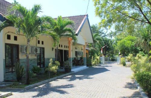 Hostal Wisma Bougenville