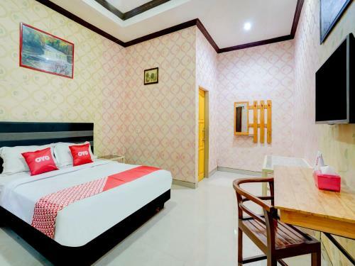 Oyo 90088 Hotel Mandiri Juanda