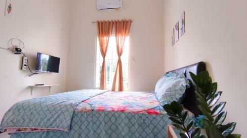 Bed & Breakfast Surabaya Homey Near Its