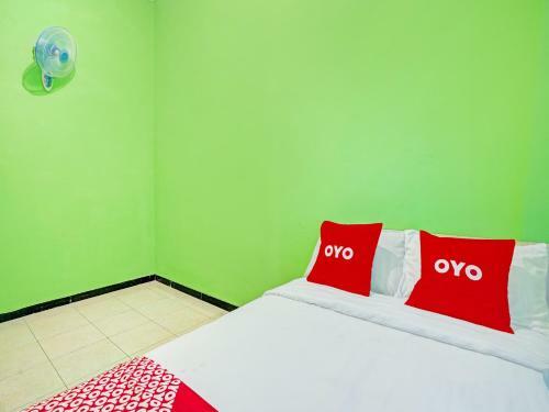 Hotel Oyo 90611 Griya Kutisari V Residence