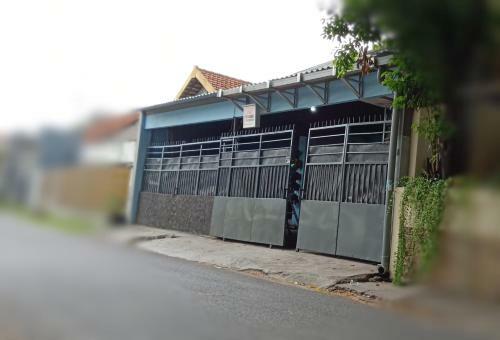 Hostal D'kost Ketintang