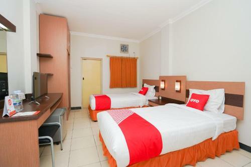 Hotel Vaccinated Staff - Oyo 2075 Graha Marina