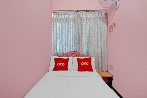 Hotel Oyo 90605 Ketintang Baru 1 Residence