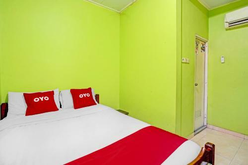 Hotel Oyo 90605 Ketintang Baru 1 Residence