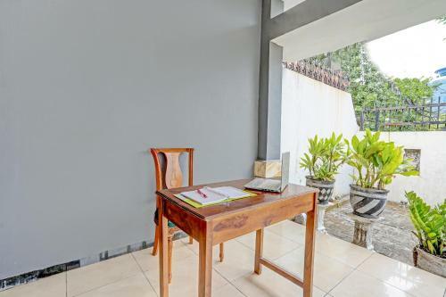 Hotel Oyo 90605 Ketintang Baru 1 Residence