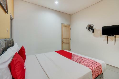Hotel Oyo 90935 Rumah Kost Metroliving