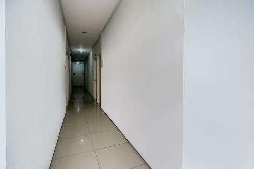 Hotel Oyo 90935 Rumah Kost Metroliving