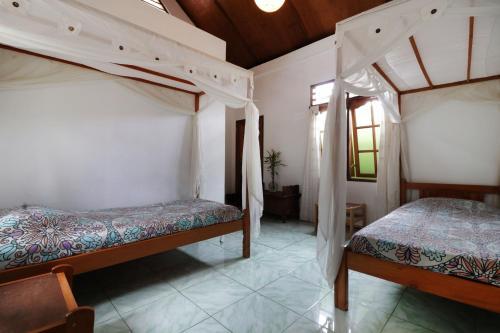 Hostal Bagus Bay Homestay