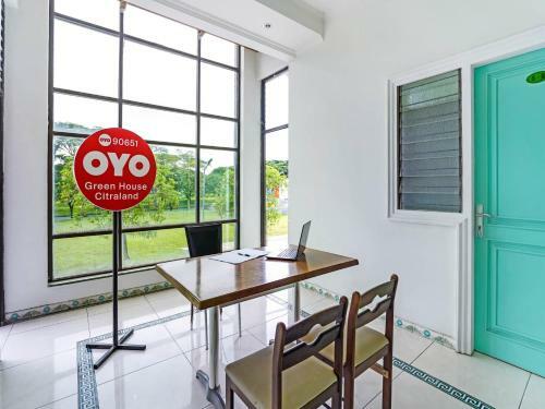 Hotel Oyo 90651 Green House Citraland