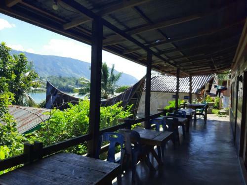 Hotel Laster Jony's Guesthouse Samosir Redpartner