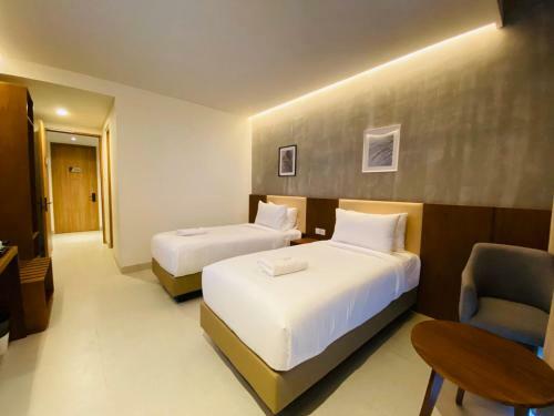 Kambaniru Beach Hotel And Resort